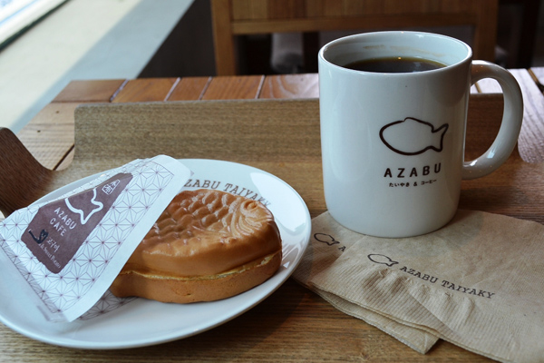 たい焼きカフェ「AZABU」